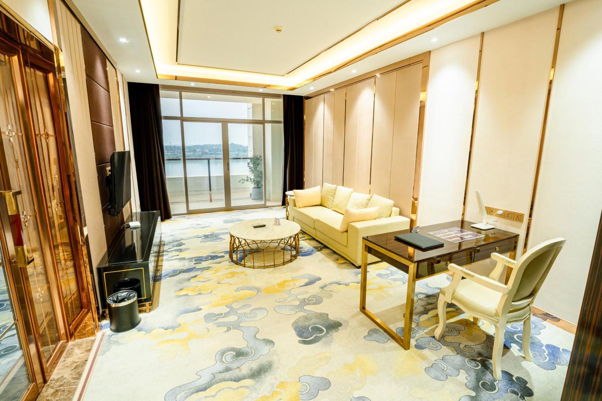 St Hotel Wattay Airport เวียงจันทน์ ภายนอก รูปภาพ
